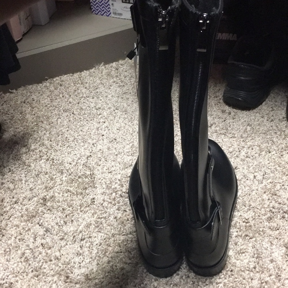 Brand new black rain boats. With in soles & towel - Picture 2 of 6